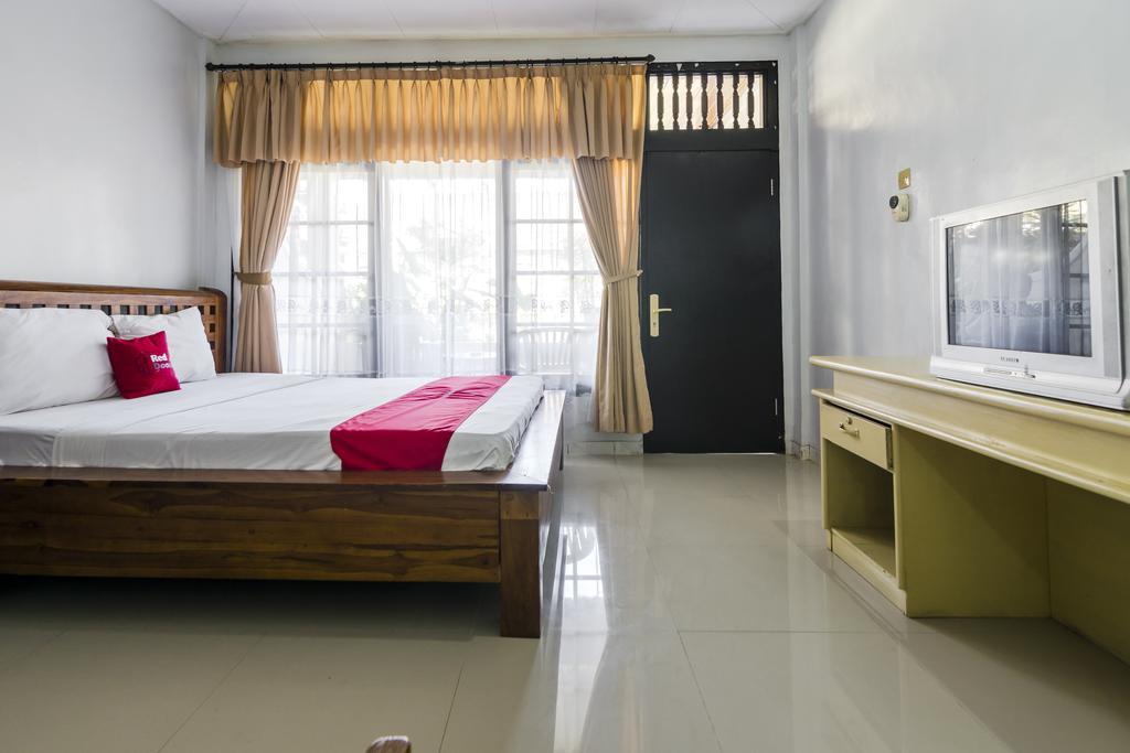 Reddoorz @ Poppies Lane 1 Hotel Kuta  Exterior photo