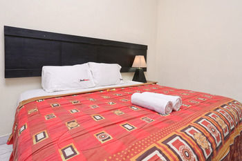 Reddoorz @ Poppies Lane 1 Hotel Kuta  Exterior photo